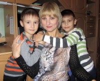 Татьяна Турута с сыновьями – Алексеем и Матвеем. Фото И. Кашириной